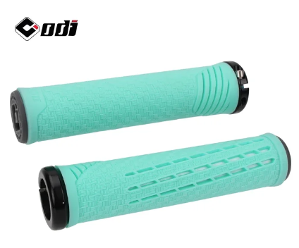 ODI CF GRIPS V2.1 LOCK-ON (135MM)